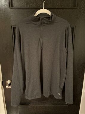 Vuori Men's Ease Performance Half-Zip 2.0 charcoal Heather